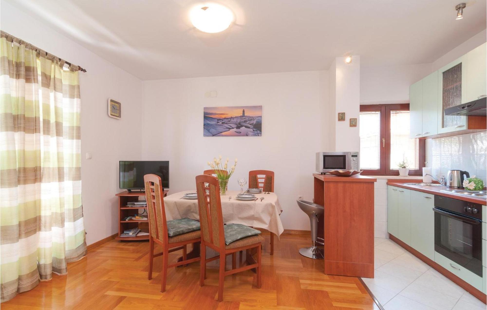 Lovely Apartment In Split With Wifi 외부 사진